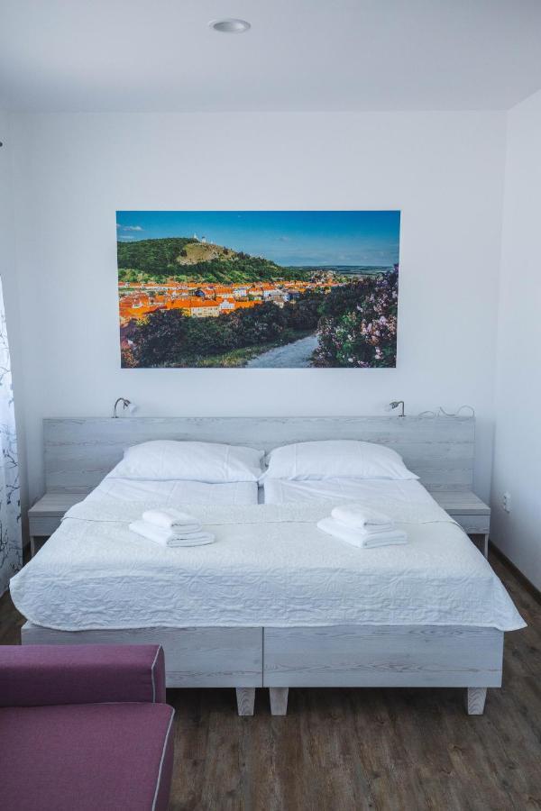 Apartmany Pemag Mikulov Exterior foto